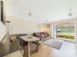Lounge/Diner- click for photo gallery